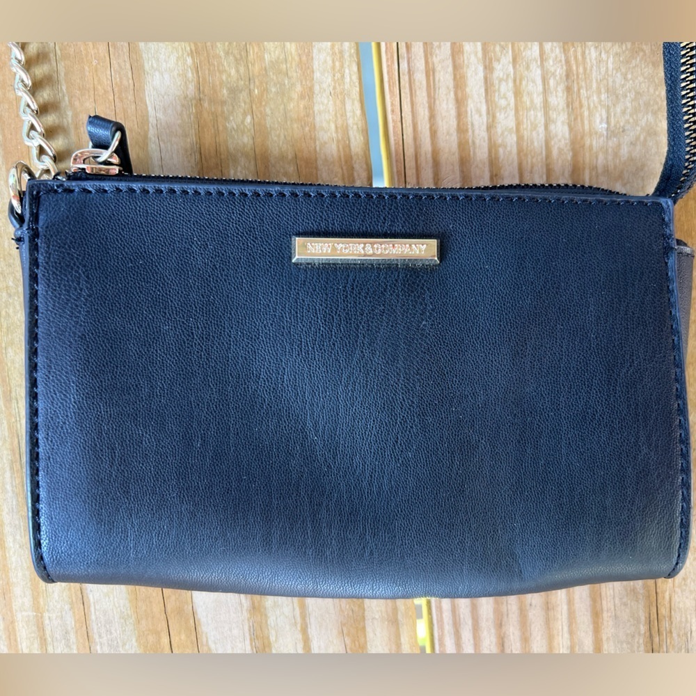 New York & Company black mini shoulder bag - Picture 6 of 11